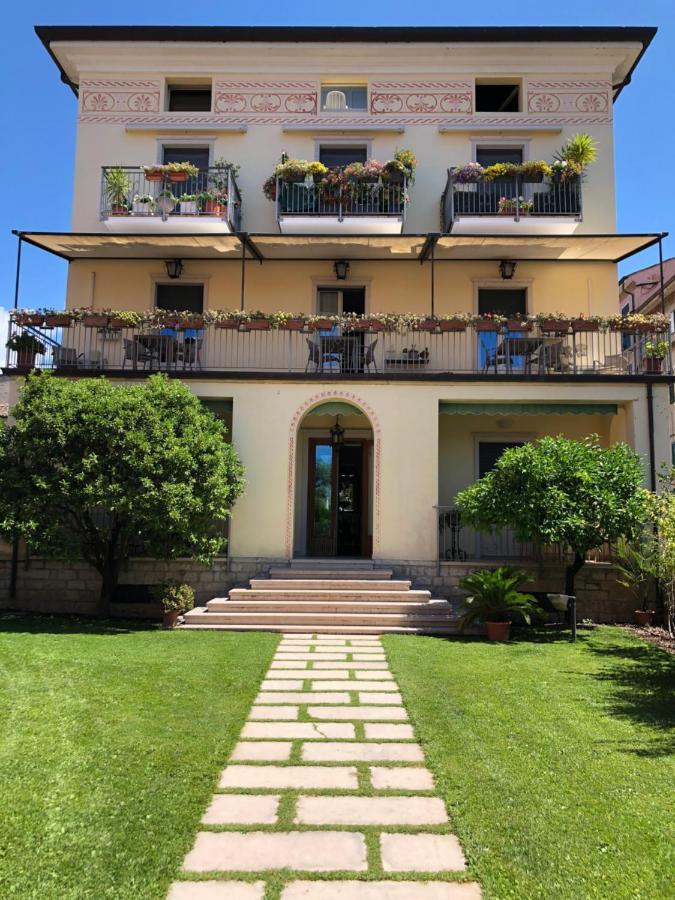 B&B Villa Dall'Agnola Garda  Dış mekan fotoğraf