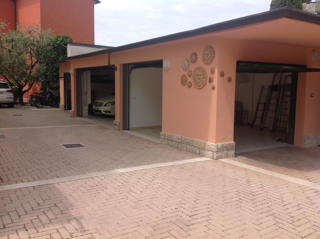 B&B Villa Dall'Agnola Garda  Dış mekan fotoğraf